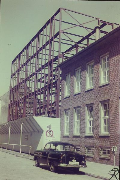 Datei:Doornkaat Verwaltungsgebäude Neuer Weg Neubau 05 1964 01.JPG