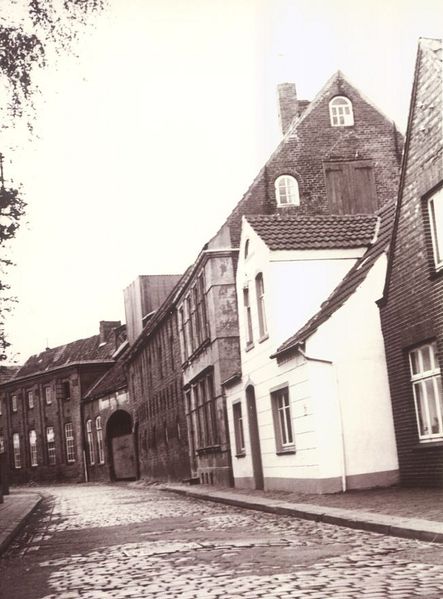 Datei:Uffenstraße Landhandeln Mennenga Poppinga um 1950 01.jpg