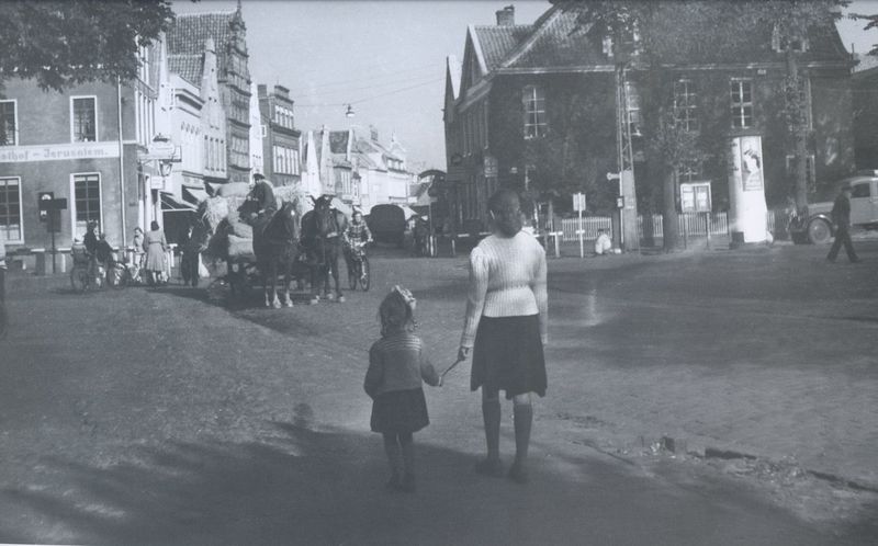 Datei:Am Markt Marktplatz Osterstraße Gasthof Jerusalem um 1940 01.jpg